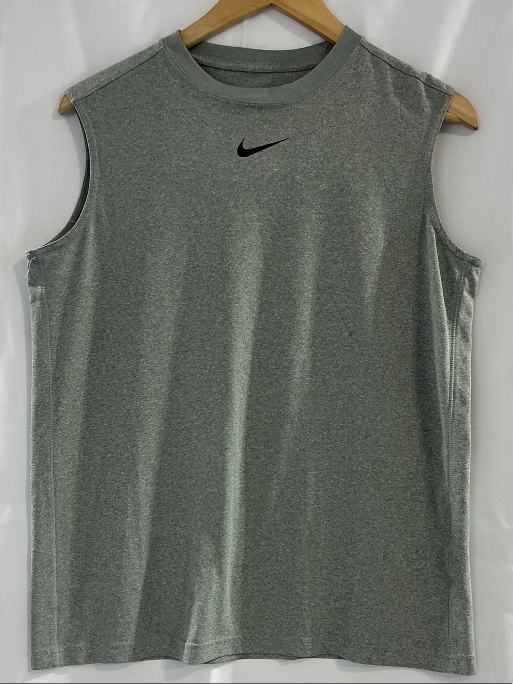 Nike Dri-Fit Men's Heather Gray Sleeveless Training Tank with Black Swoosh
